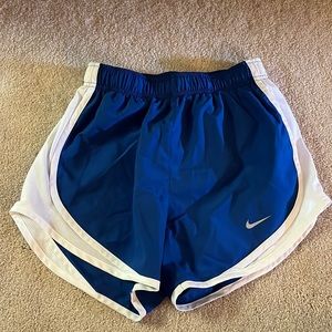 Nike Tempo Dri Fit XS Women’s Shorts